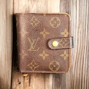 Authetic Louis Vuitton Monogram Compact Zippy Wallet